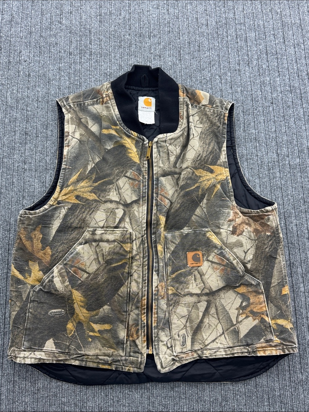 Vintage Carhartt V20 CMO Realtree Camo Vest Large